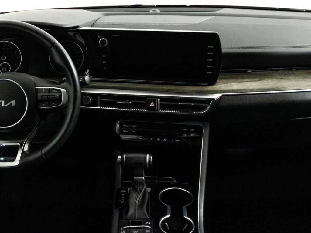 Купить Kia K5 с пробегом. Фото: #14