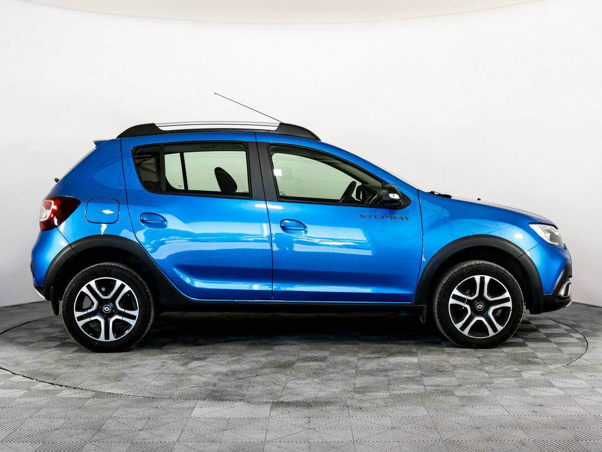 Купить Renault Sandero с пробегом. Фото: #3