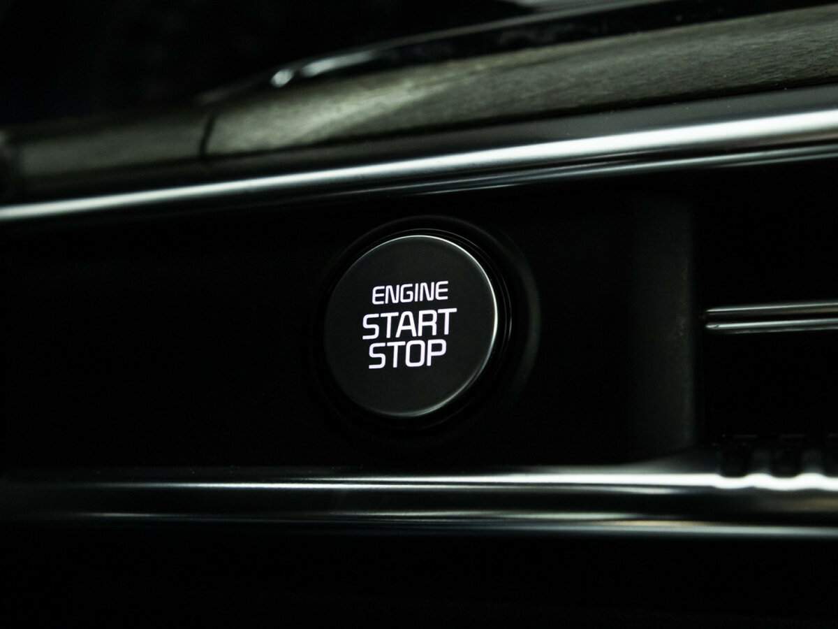 Купить Kia K5 с пробегом. Фото: #23