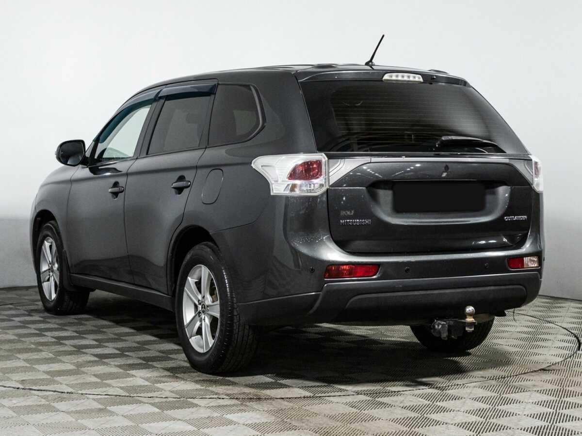 Купить Mitsubishi Outlander с пробегом. Фото: #6