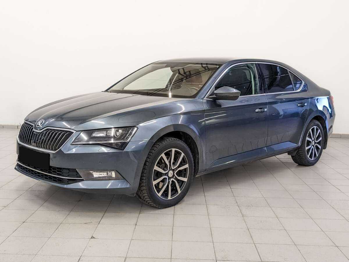 Купить Skoda Superb с пробегом. Фото: #0