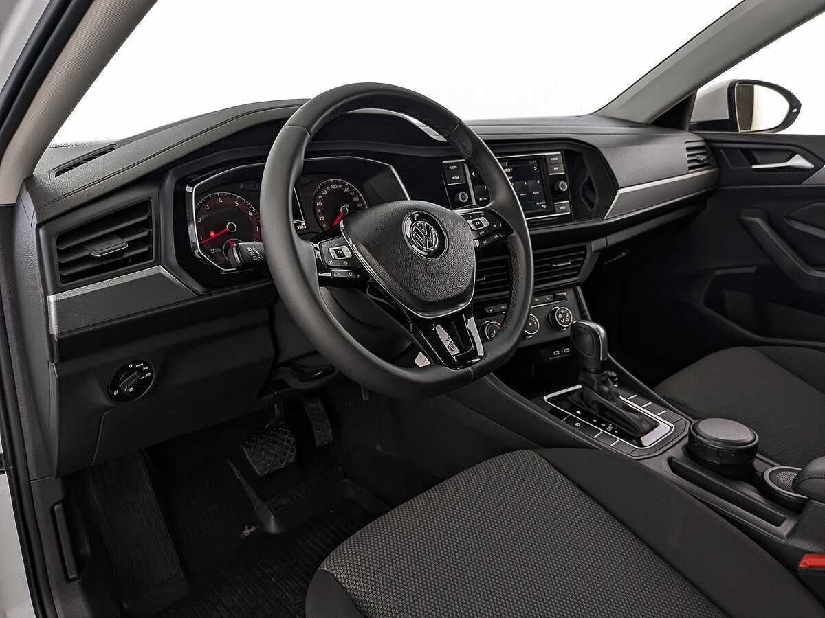Купить Volkswagen Jetta с пробегом. Фото: #14