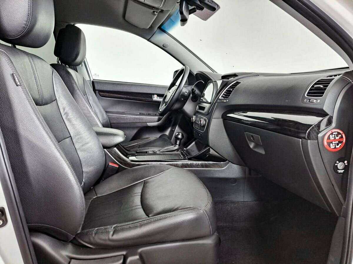 Купить Kia Sorento с пробегом. Фото: #8