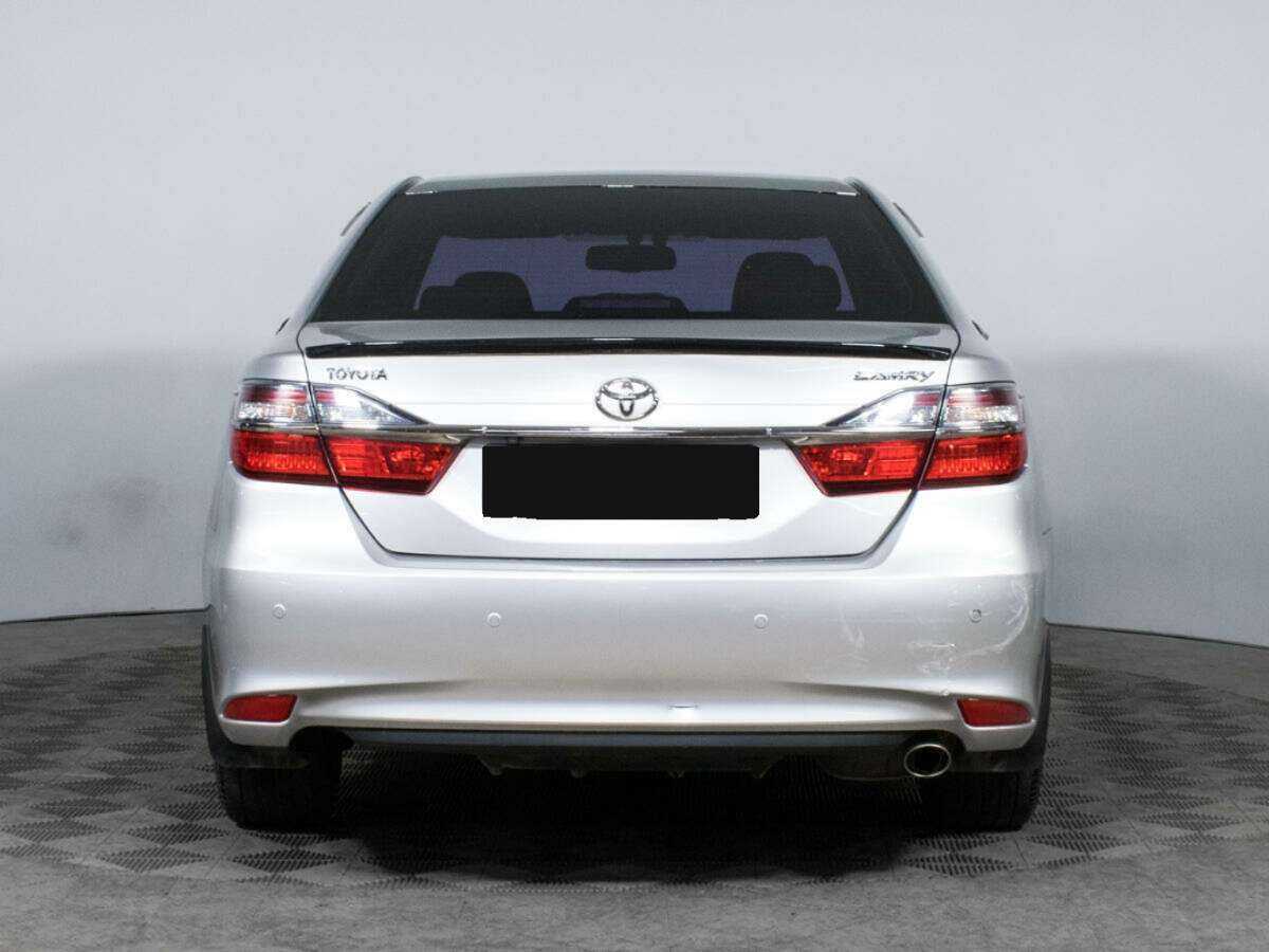Купить Toyota Camry с пробегом. Фото: #4