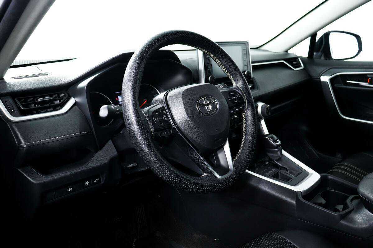 Купить Toyota RAV4 с пробегом. Фото: #12