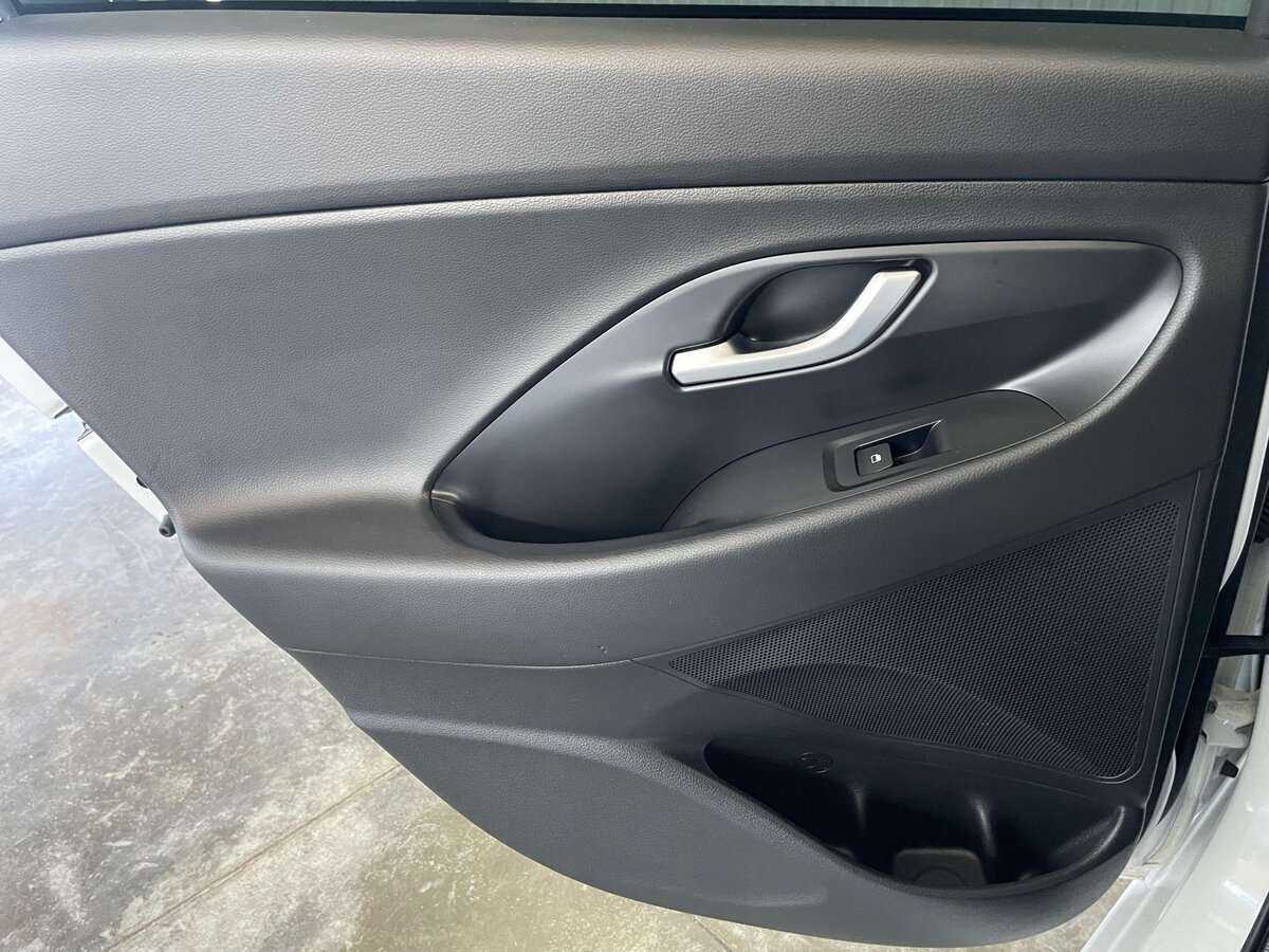 Купить Hyundai i30 с пробегом. Фото: #19