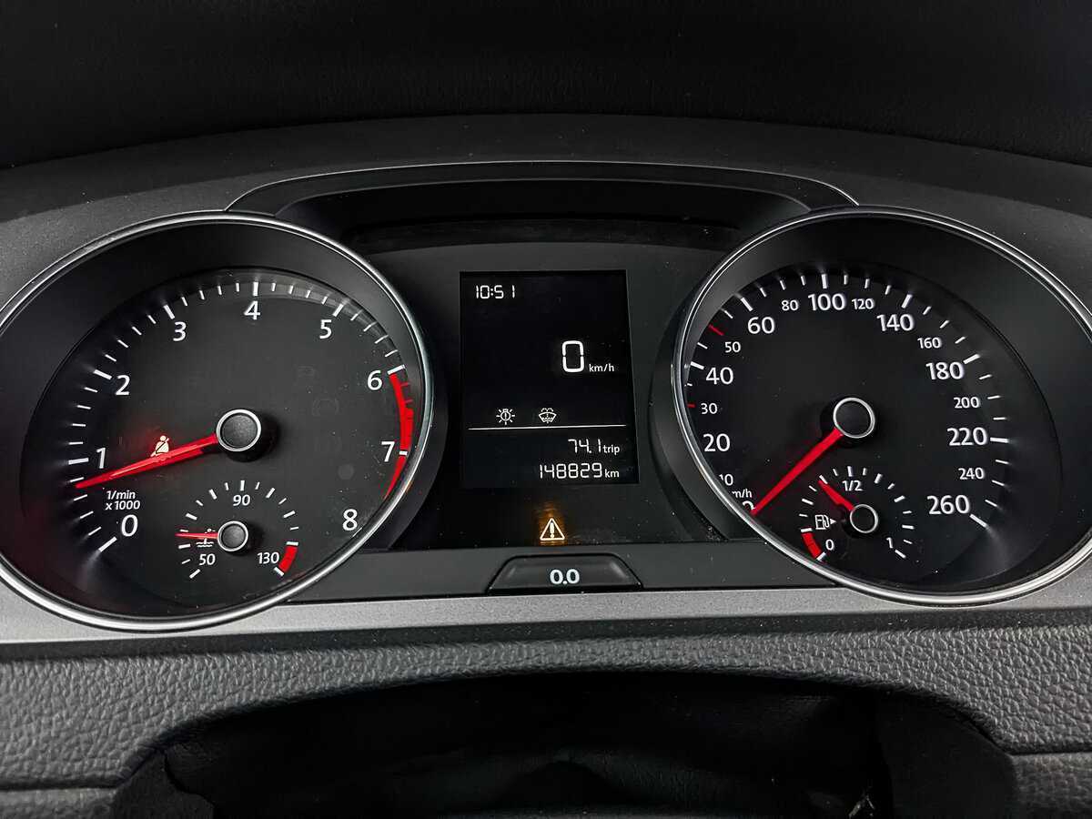 Купить Volkswagen Golf с пробегом. Фото: #15