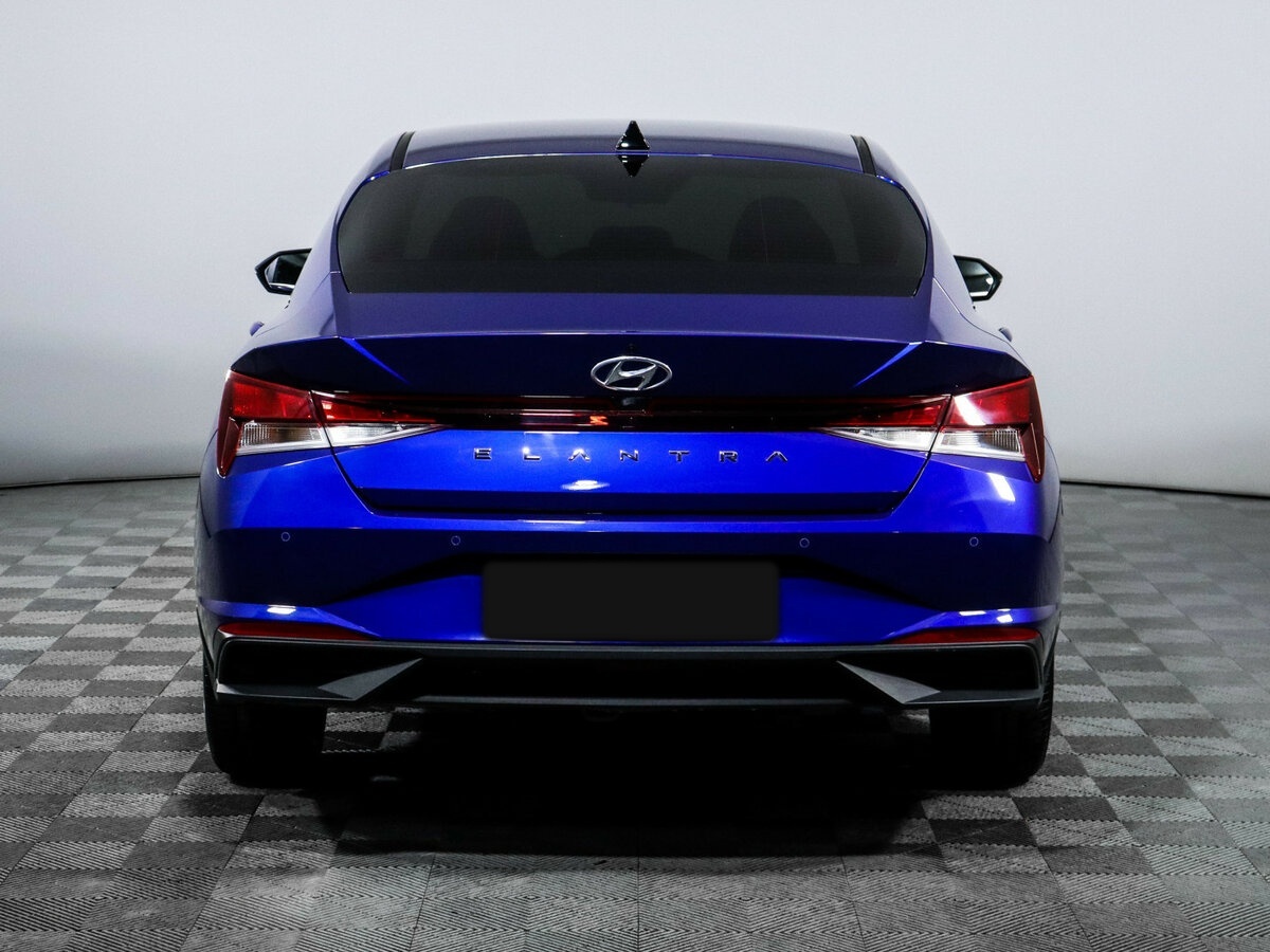 Купить Hyundai Elantra с пробегом. Фото: #4