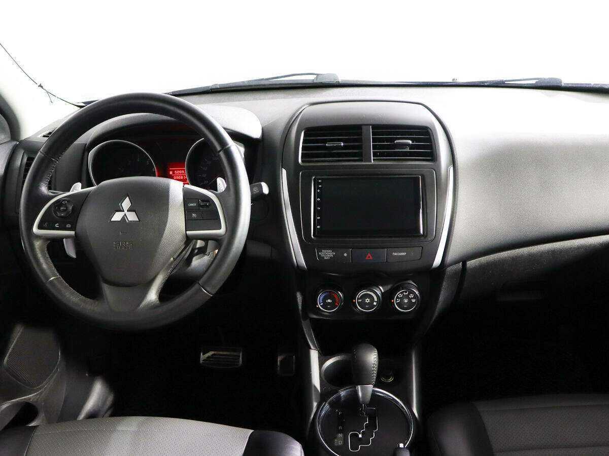 Купить Mitsubishi ASX с пробегом. Фото: #9