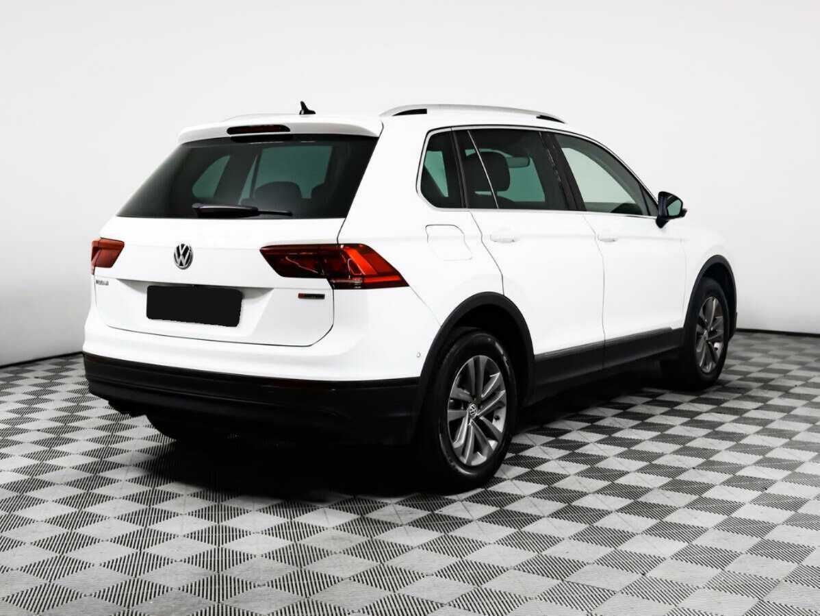 Купить Volkswagen Tiguan с пробегом. Фото: #4