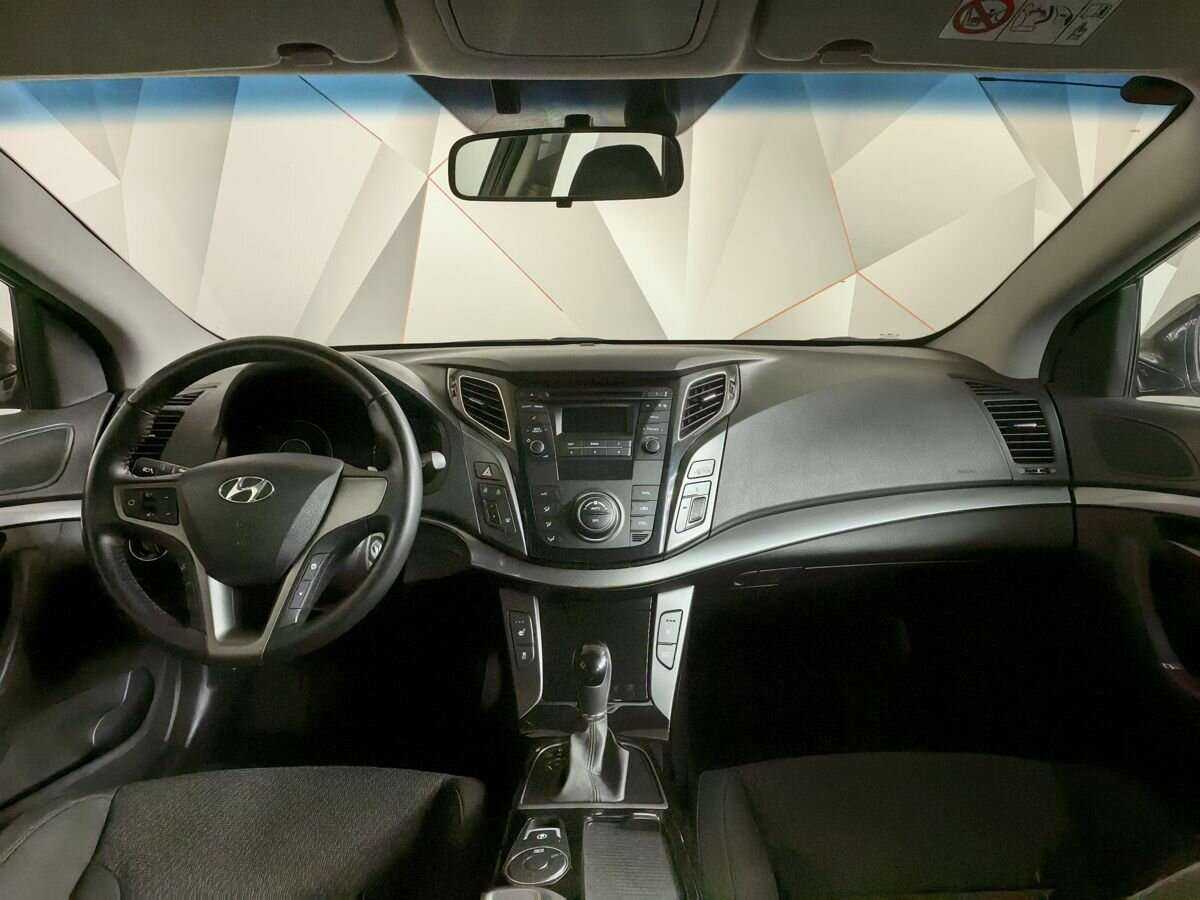 Купить Hyundai i40 с пробегом. Фото: #9