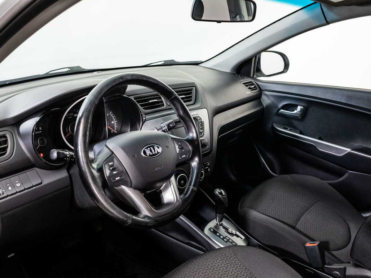 Купить Kia Rio с пробегом. Фото: #10
