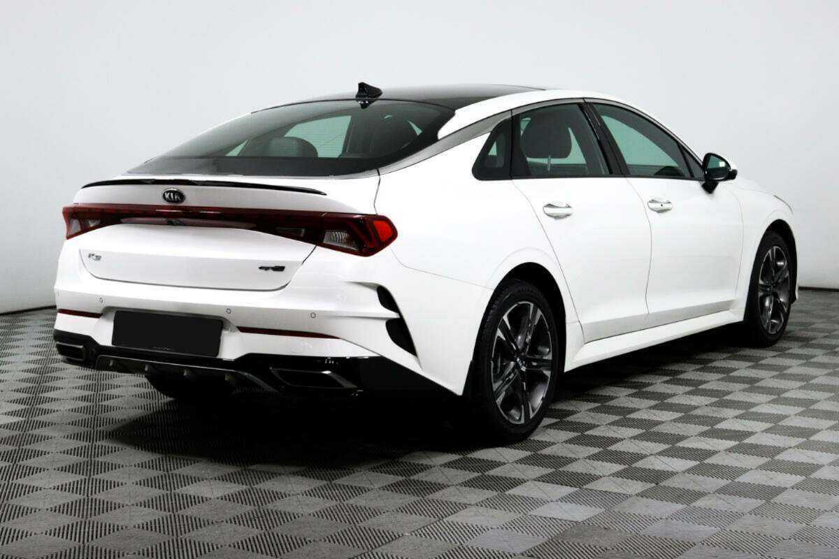 Купить Kia K5 с пробегом. Фото: #4