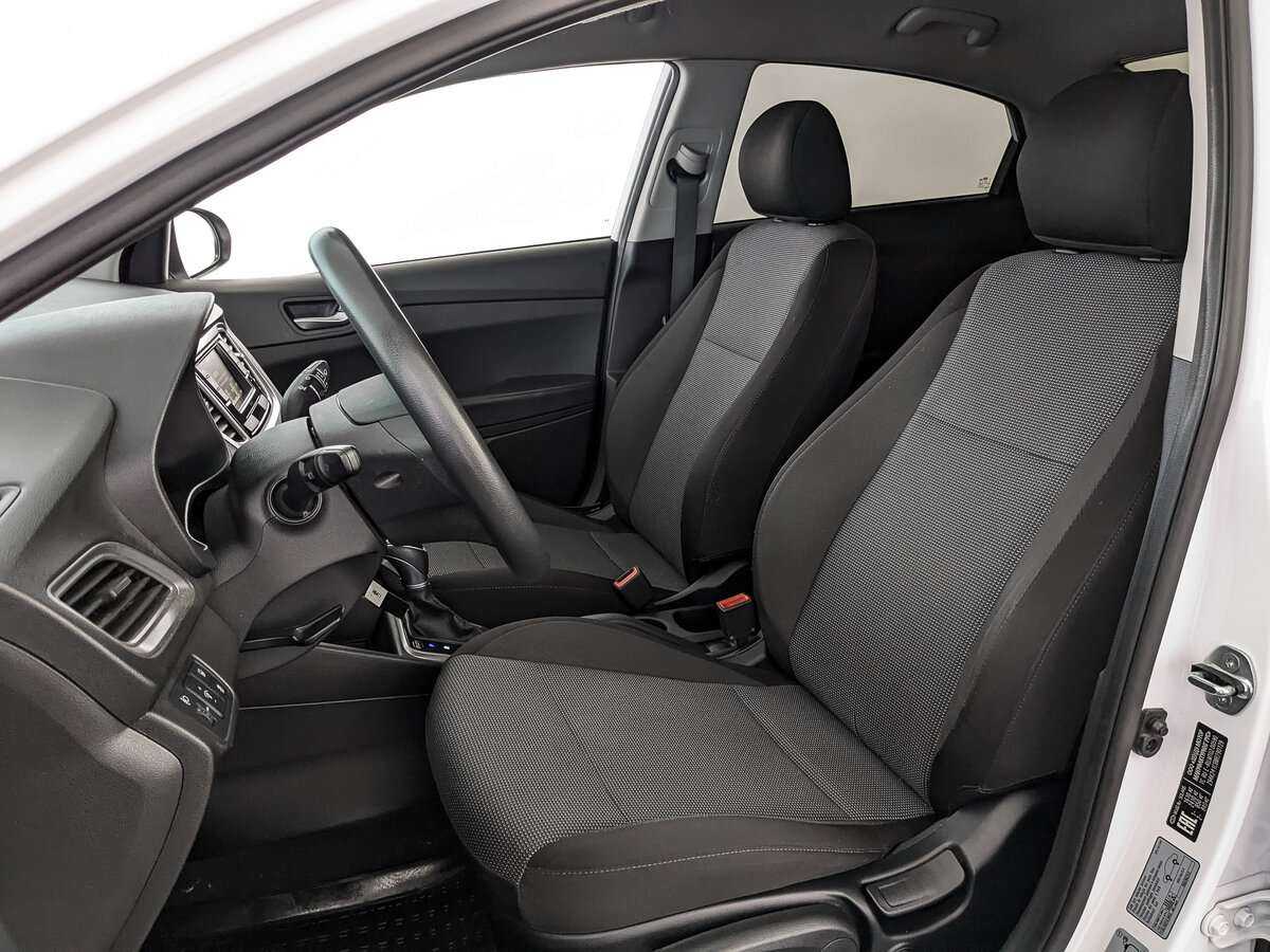 Купить Hyundai Solaris с пробегом. Фото: #15