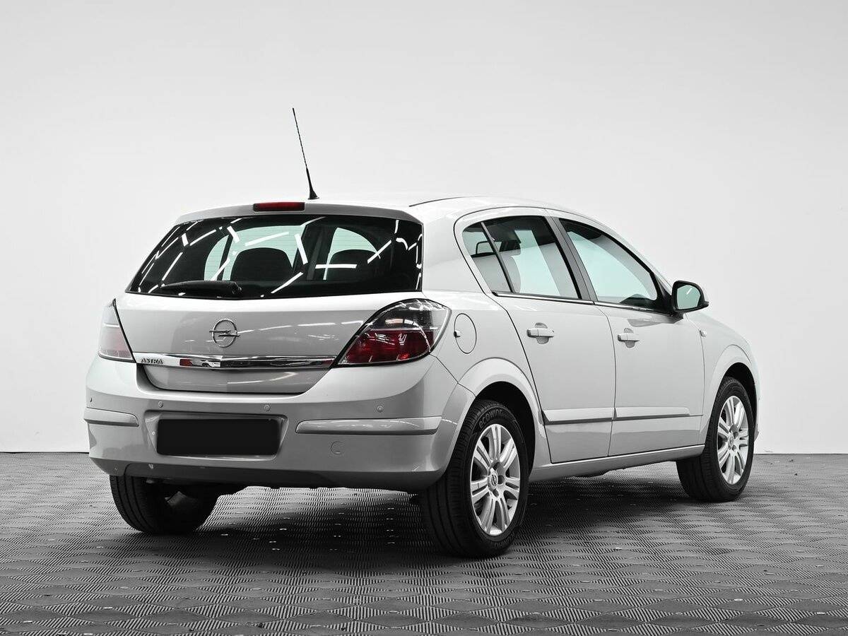 Купить Opel Astra с пробегом. Фото: #3