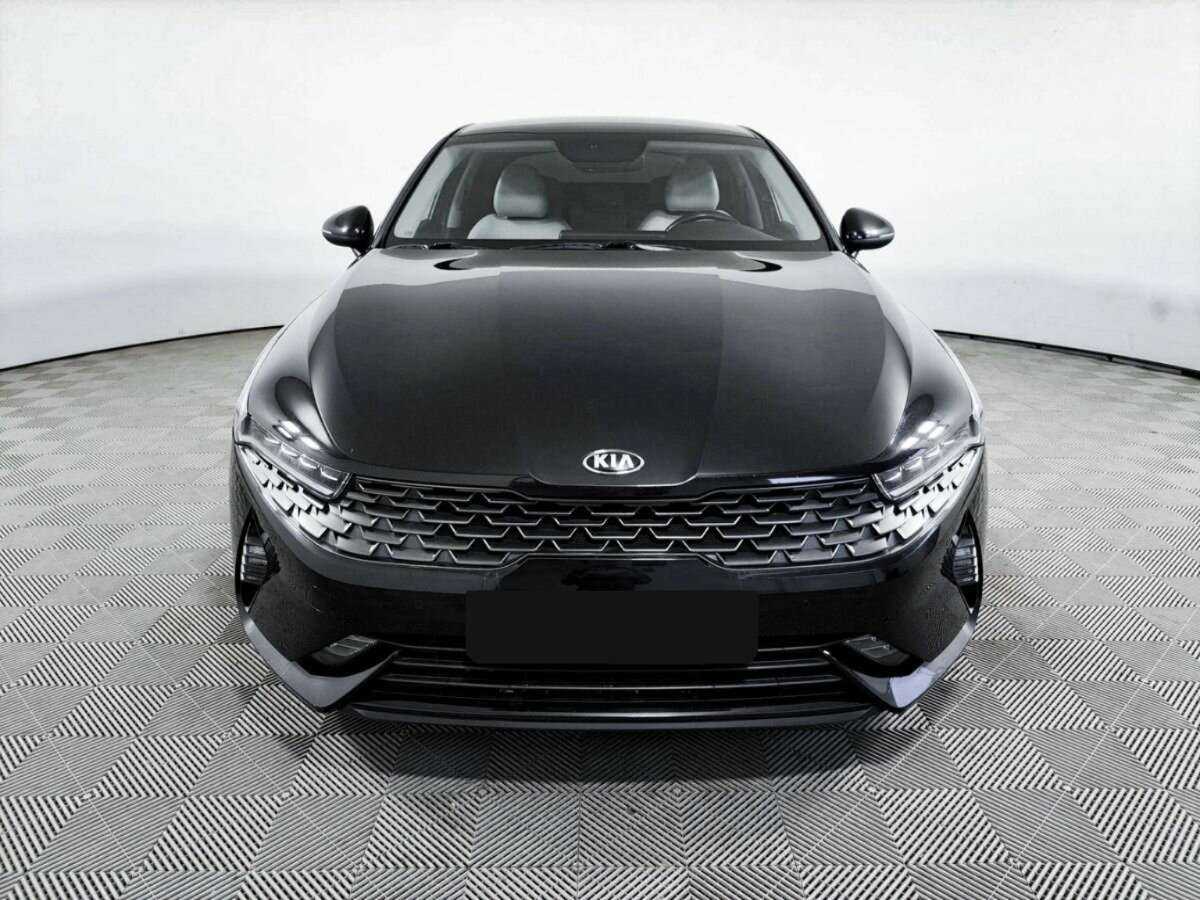 Купить Kia K5 с пробегом. Фото: #1