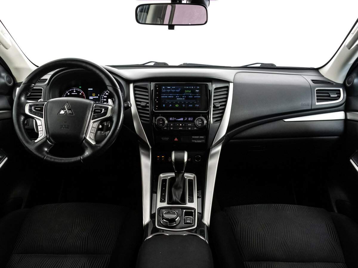 Купить Mitsubishi Pajero Sport с пробегом. Фото: #6