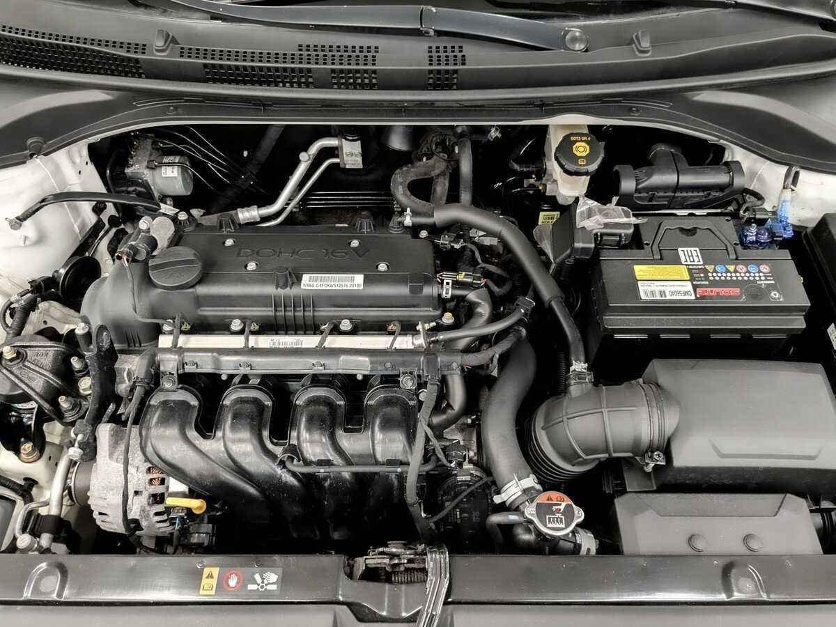 Купить Hyundai Solaris с пробегом. Фото: #8