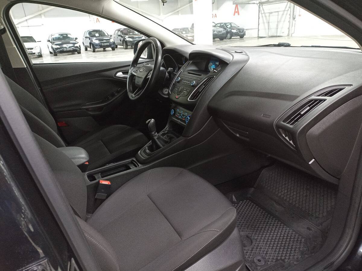 Купить Ford Focus с пробегом. Фото: #10