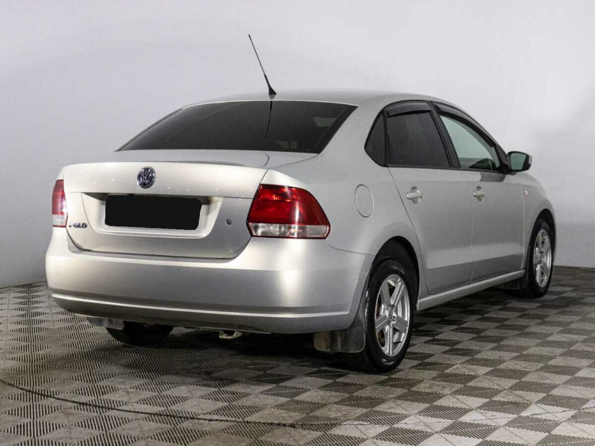 Купить Volkswagen Polo с пробегом. Фото: #4