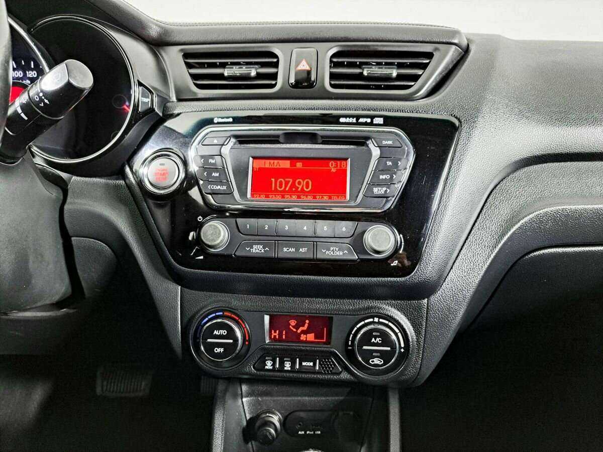 Купить Kia Rio с пробегом. Фото: #11