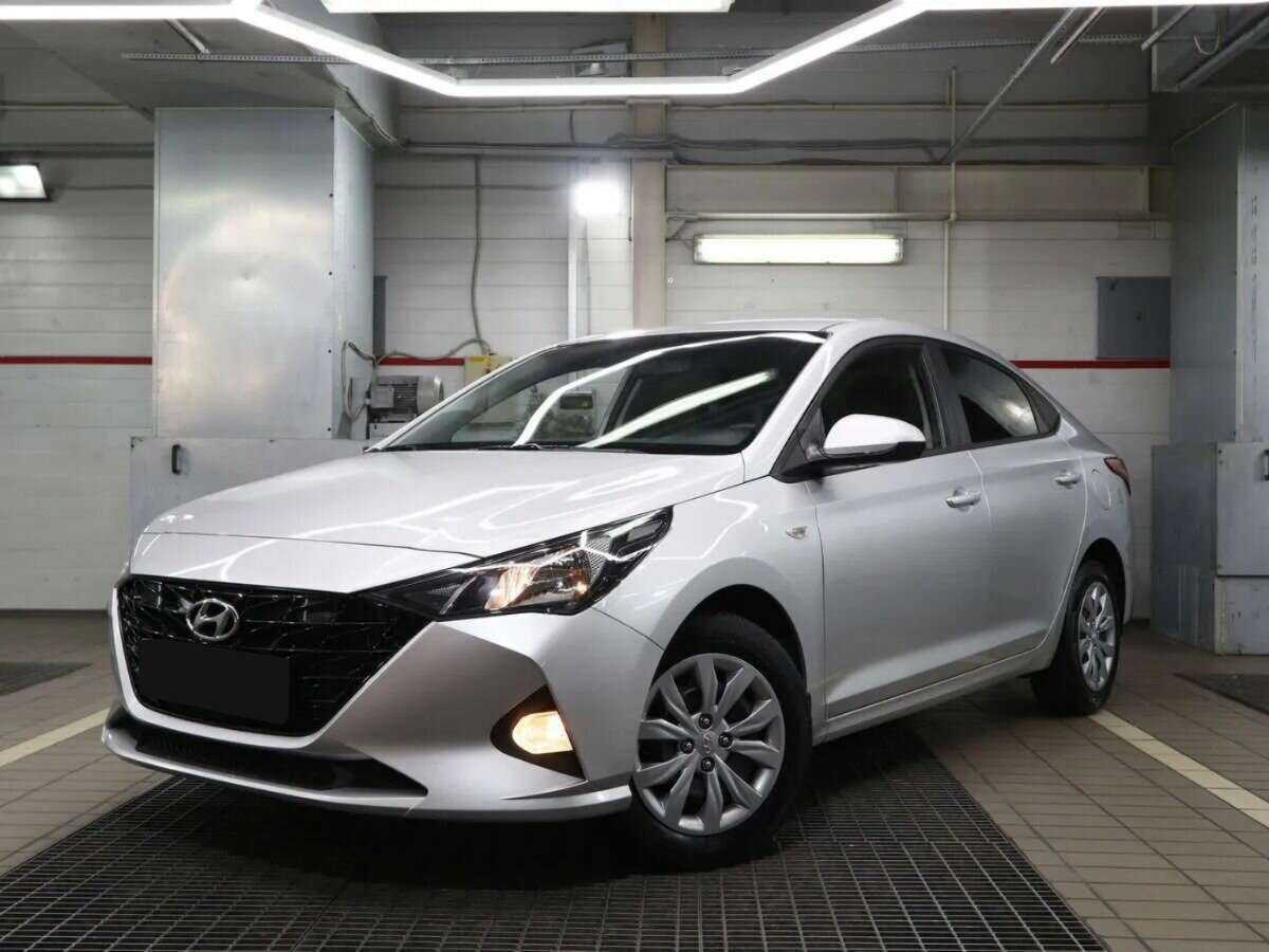Купить Hyundai Solaris с пробегом. Фото: #0