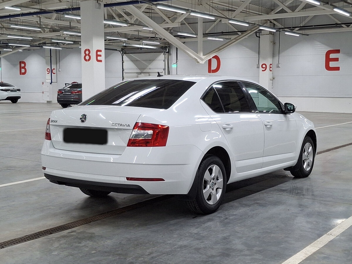 Купить Skoda Octavia с пробегом. Фото: #4