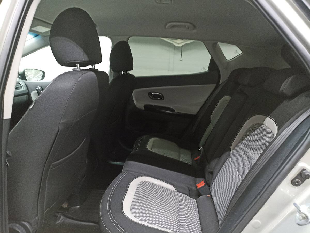 Купить Kia Ceed с пробегом. Фото: #11