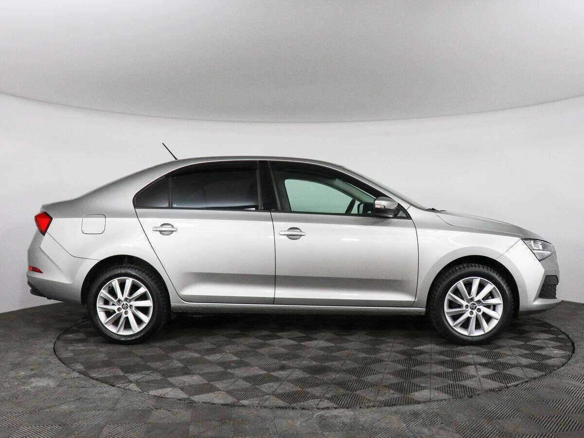 Купить Skoda Rapid с пробегом. Фото: #3