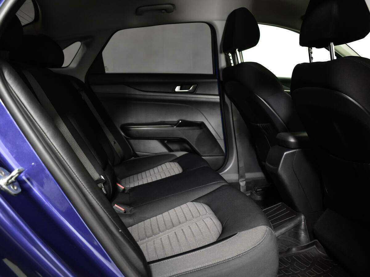 Купить Kia K5 с пробегом. Фото: #9