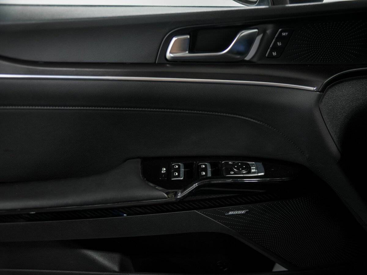 Купить Kia K5 с пробегом. Фото: #18