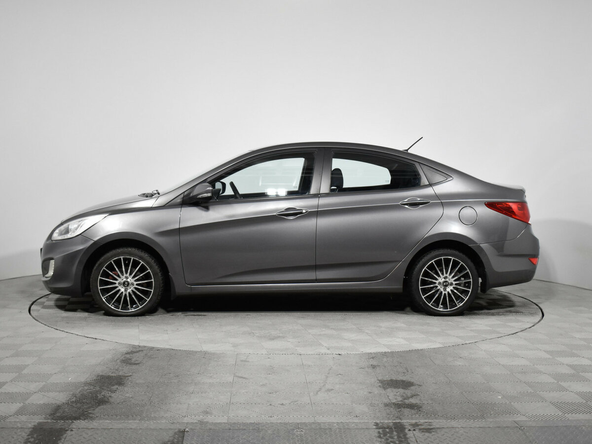 Купить Hyundai Solaris с пробегом. Фото: #7