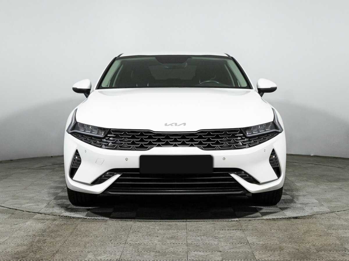 Купить Kia K5 с пробегом. Фото: #1