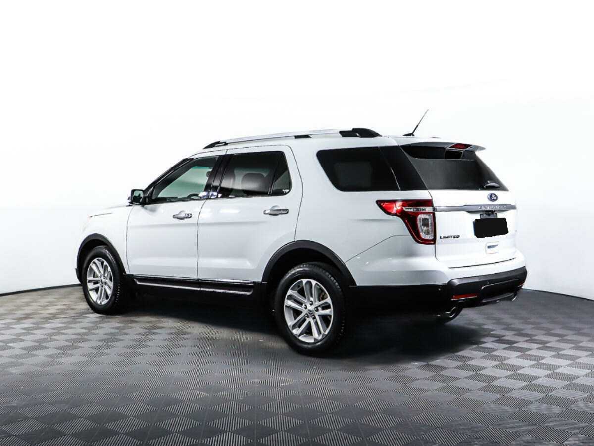 Купить Ford Explorer с пробегом. Фото: #6