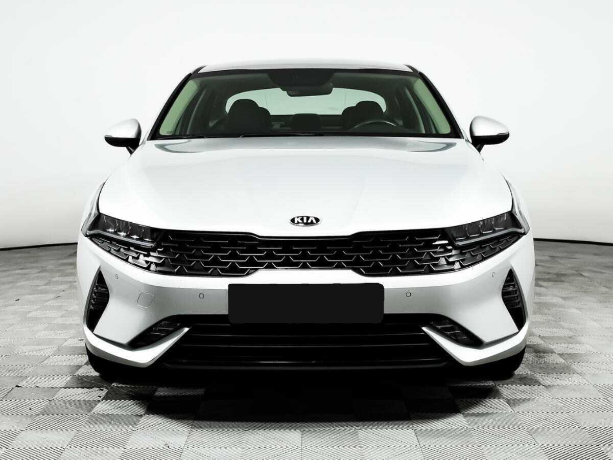 Купить Kia K5 с пробегом. Фото: #1