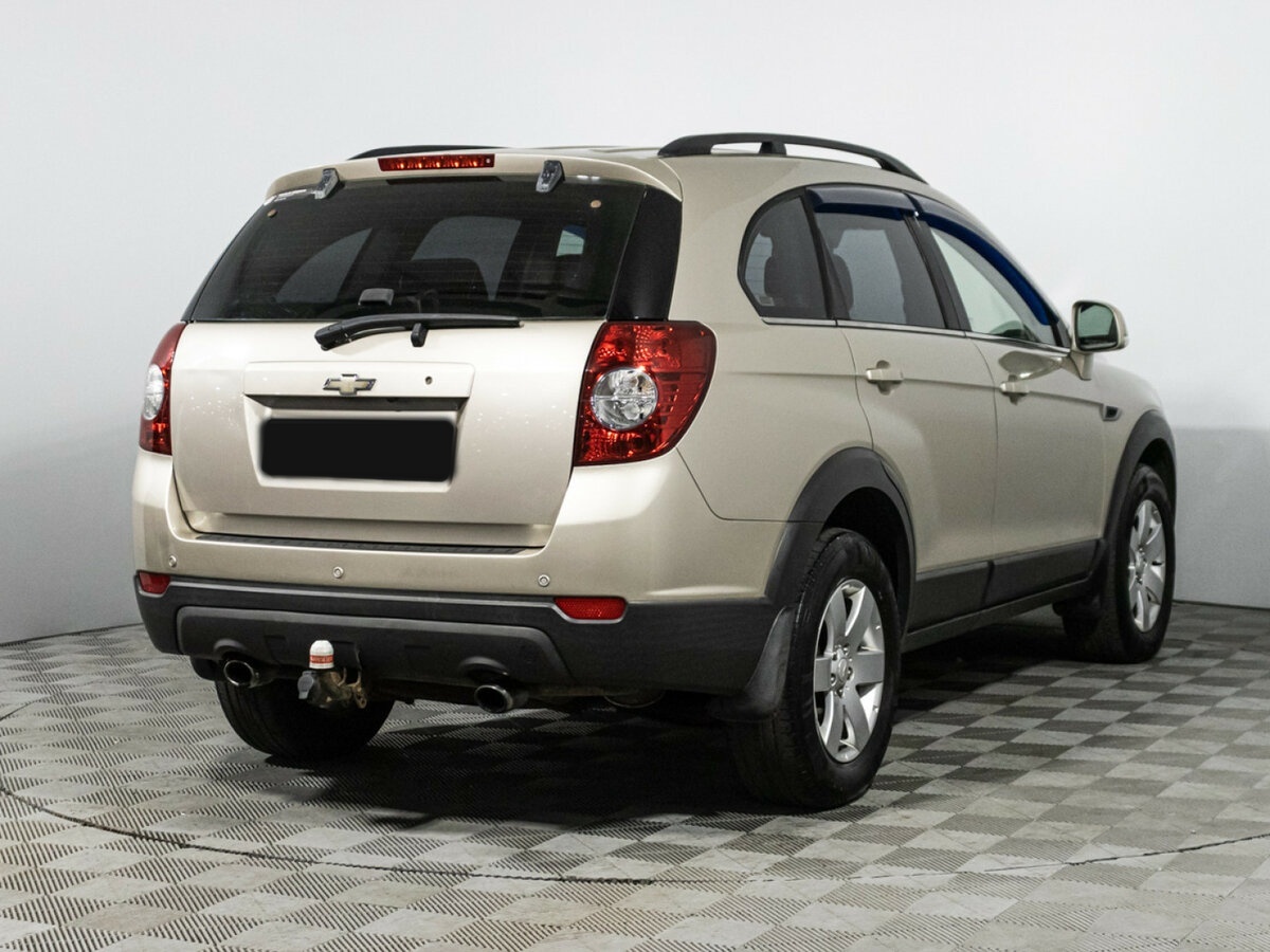 Купить Chevrolet Captiva с пробегом. Фото: #4
