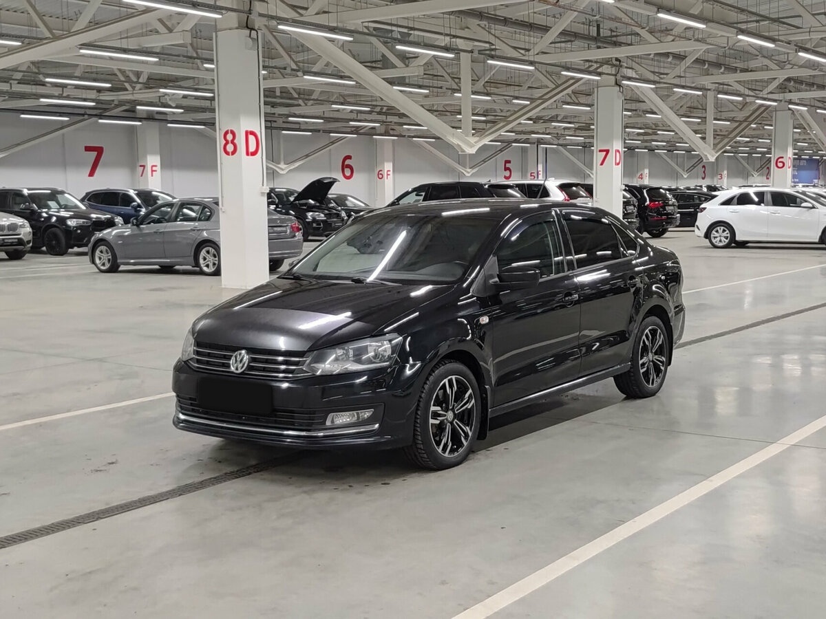 Купить Volkswagen Polo с пробегом. Посмотреть фото