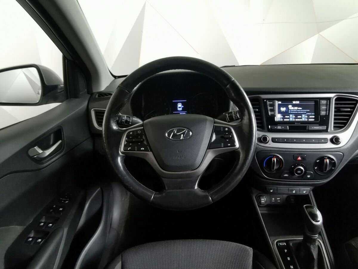 Купить Hyundai Solaris с пробегом. Фото: #14