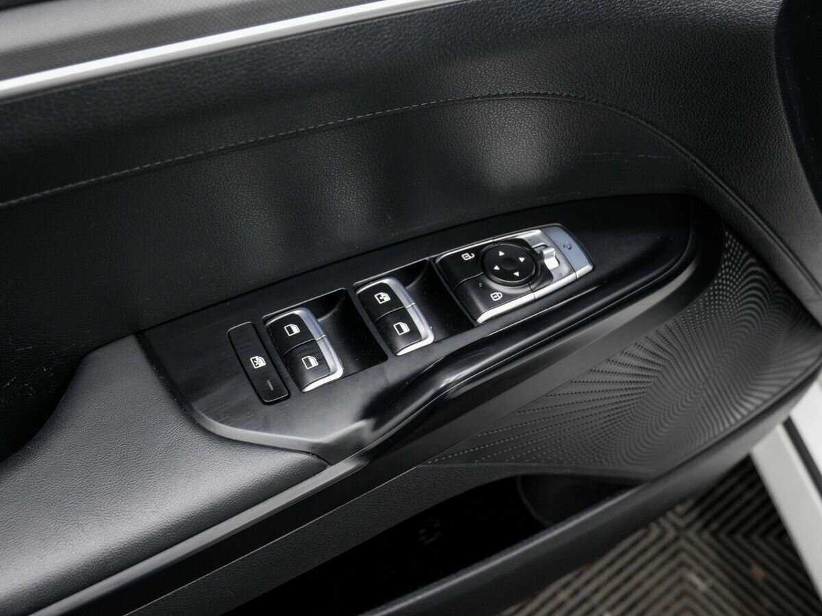 Купить Kia K5 с пробегом. Фото: #14