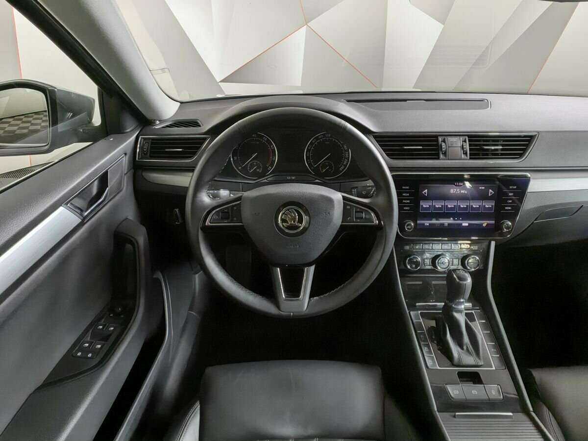 Купить Skoda Superb с пробегом. Фото: #15