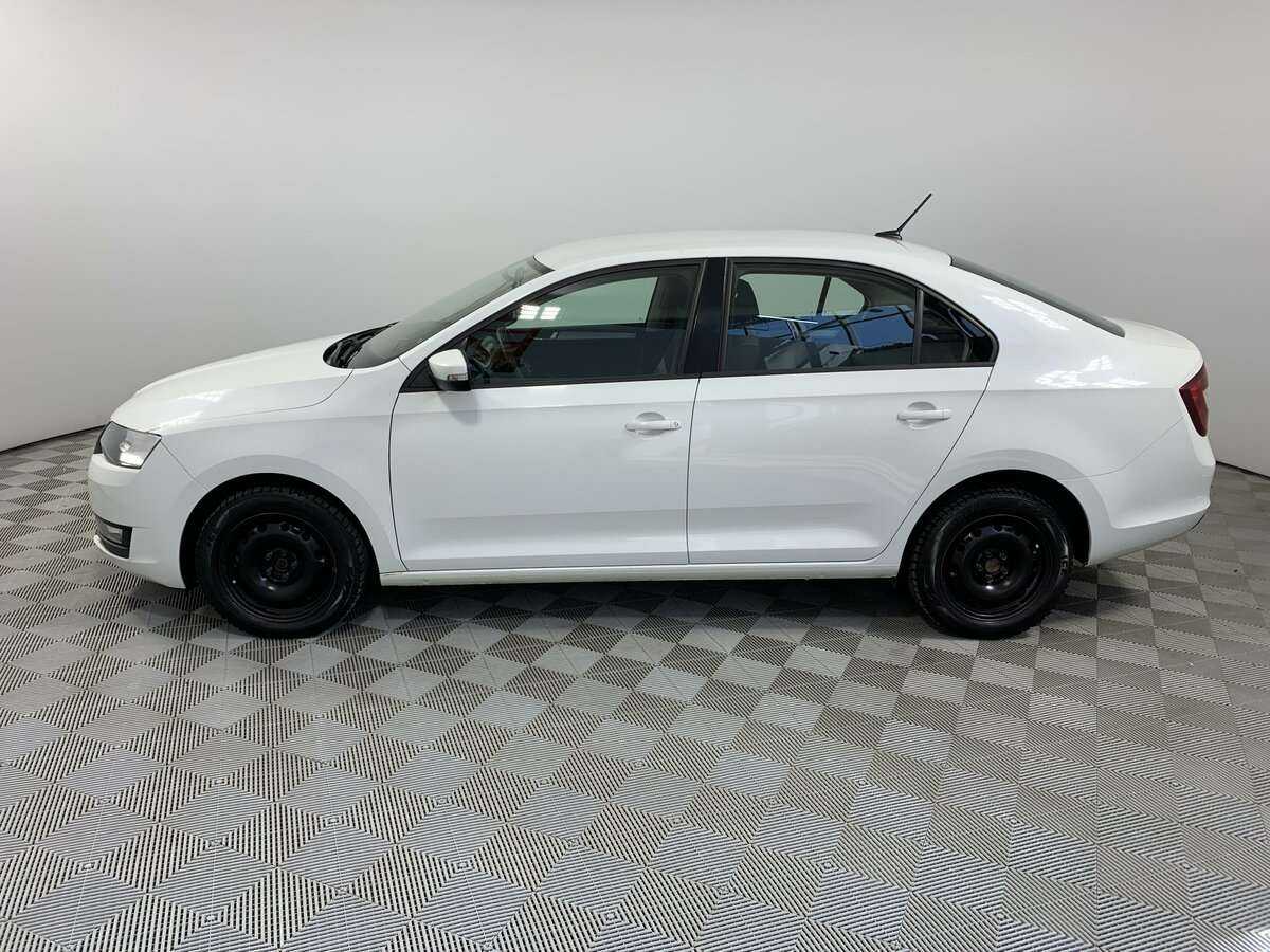 Купить Skoda Rapid с пробегом. Фото: #7