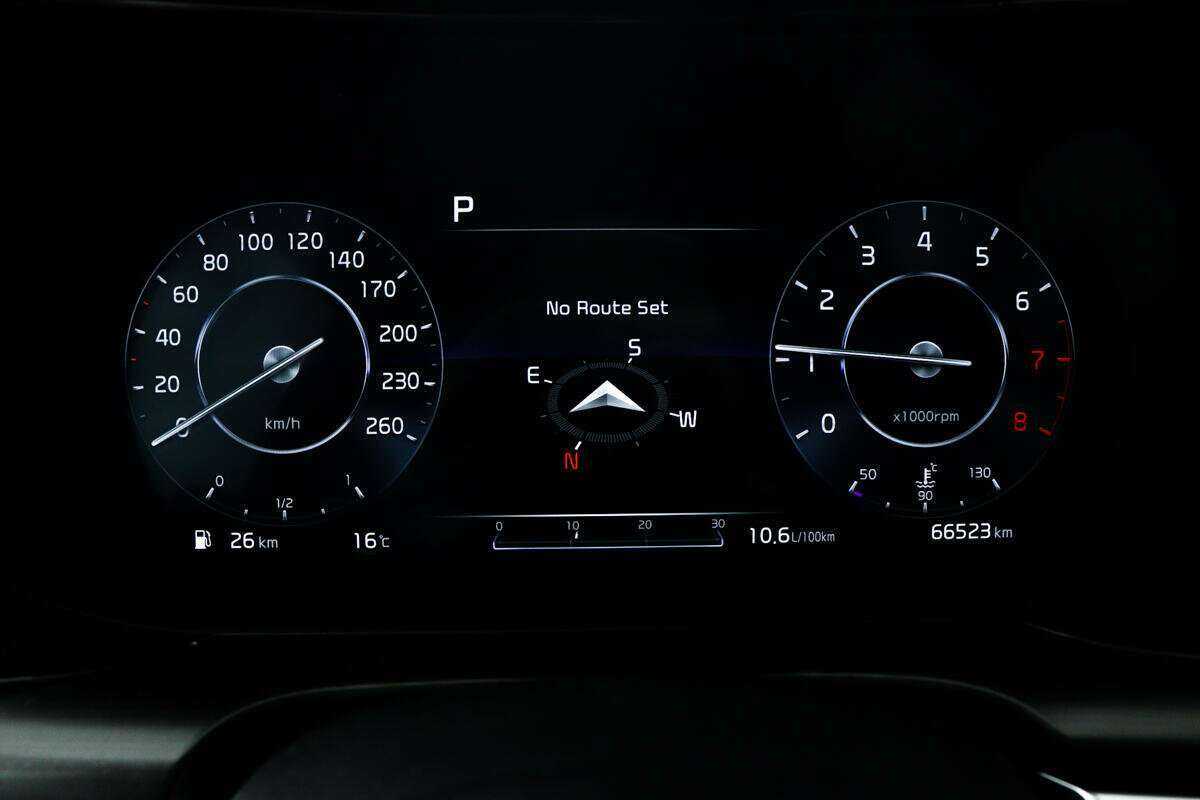 Купить Kia K5 с пробегом. Фото: #9