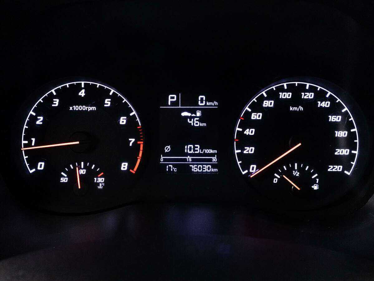 Купить Hyundai Solaris с пробегом. Фото: #11
