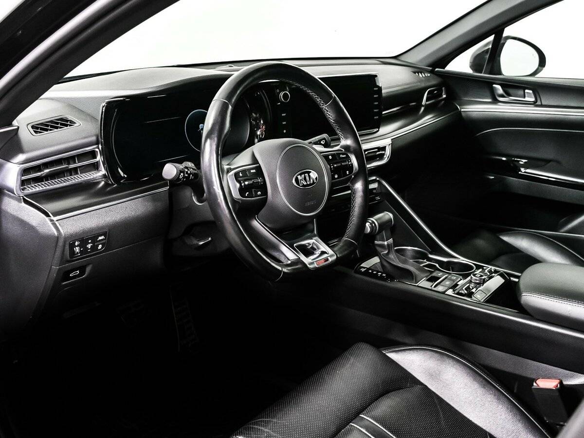 Купить Kia K5 с пробегом. Фото: #10