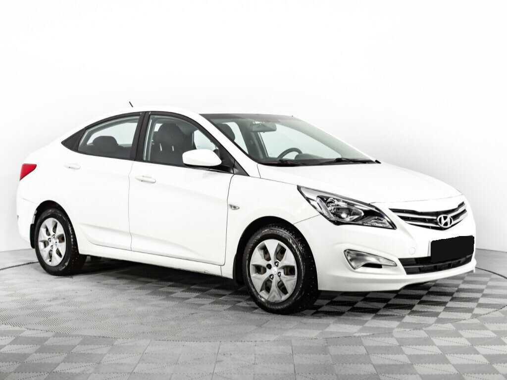Купить Hyundai Solaris с пробегом. Фото: #2