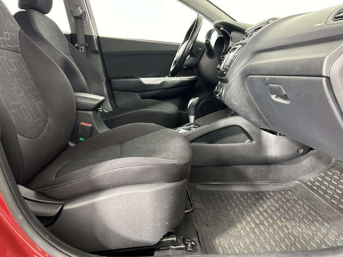 Купить Kia Rio с пробегом. Фото: #13