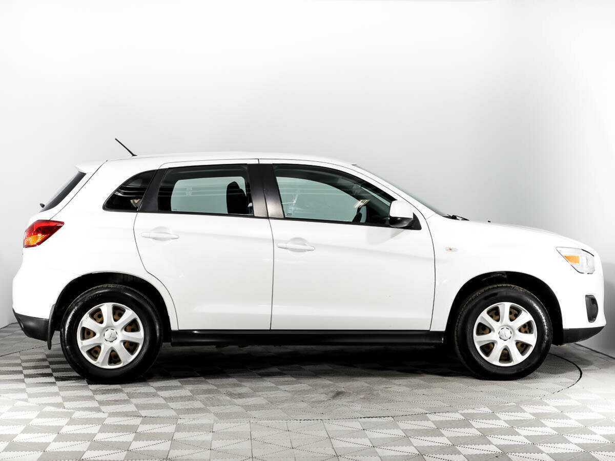 Купить Mitsubishi ASX с пробегом. Фото: #3