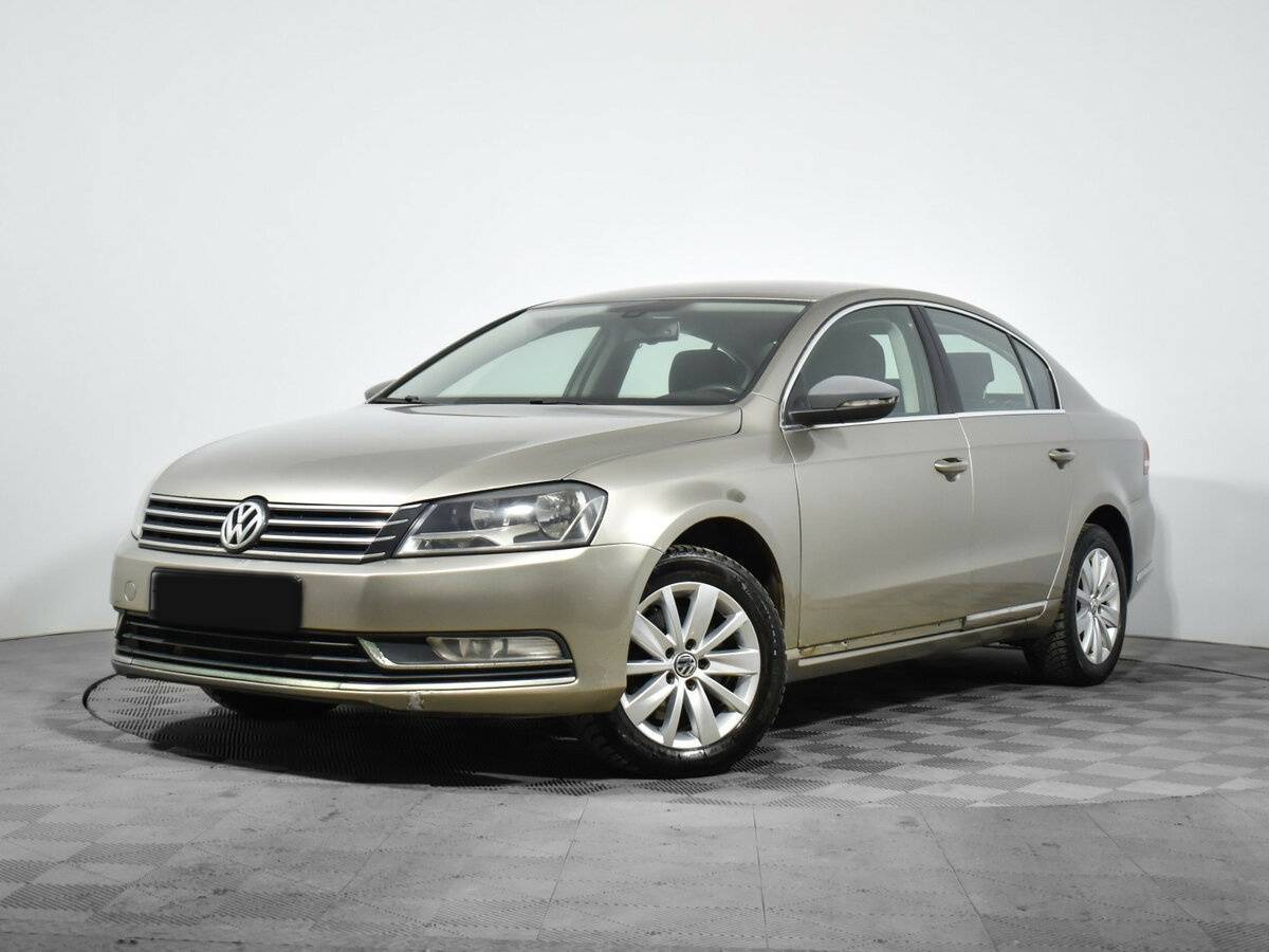 Купить Volkswagen Passat с пробегом. Посмотреть фото