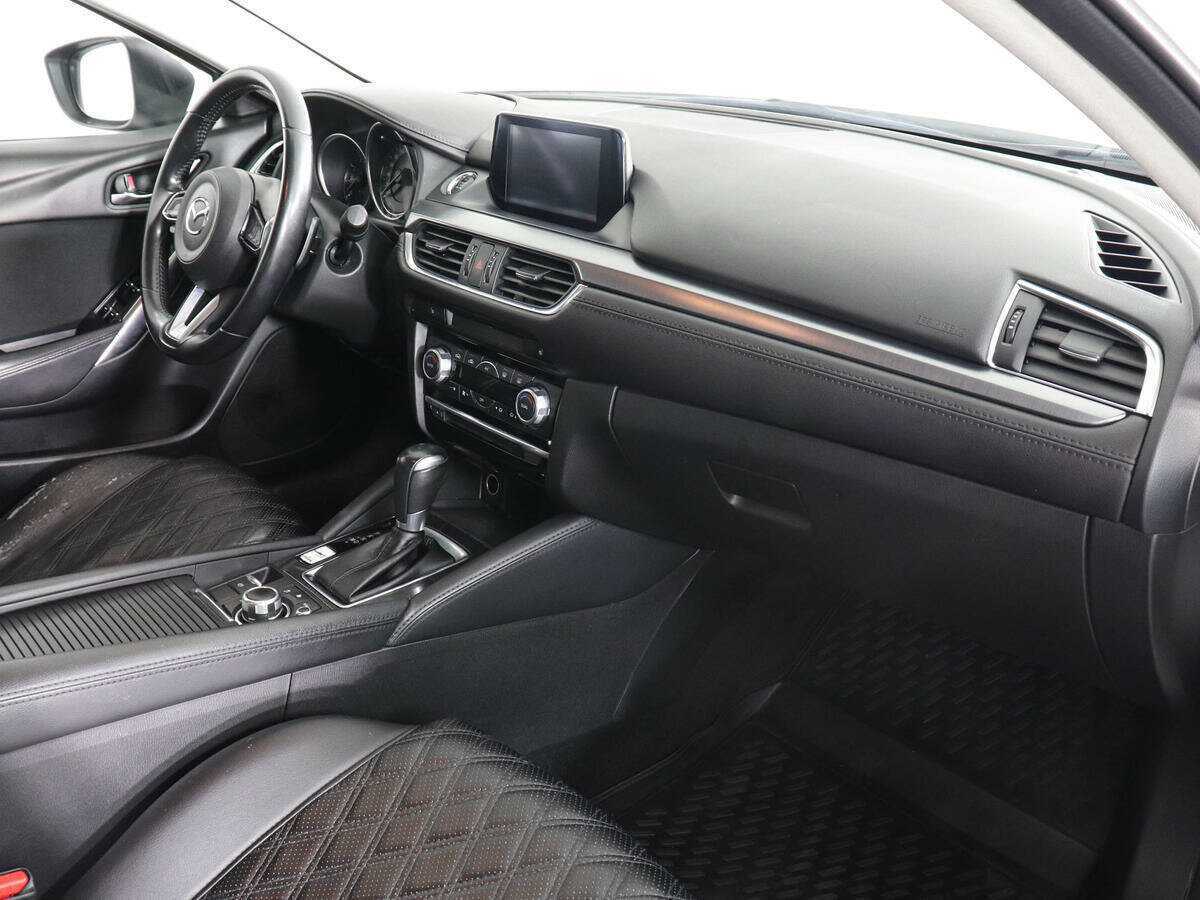 Купить Mazda 6 с пробегом. Фото: #9