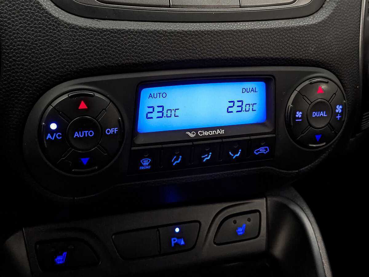 Купить Hyundai ix35 с пробегом. Фото: #20